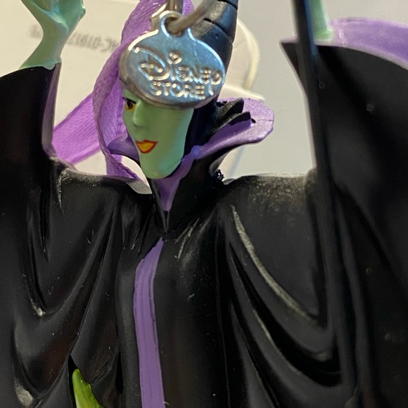 COPY - 2017 Disney’s Maleficent  Sketchbook Ornament - Picture 5 of 10
